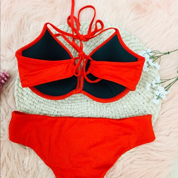 Red bikini Set - Picture 2 of 3
